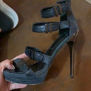 BCBG Maxazria platform heels 5 1/2
